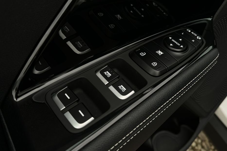 Продам Kia Niro 64кВт Макс.комплектація!  2021 года в Львове