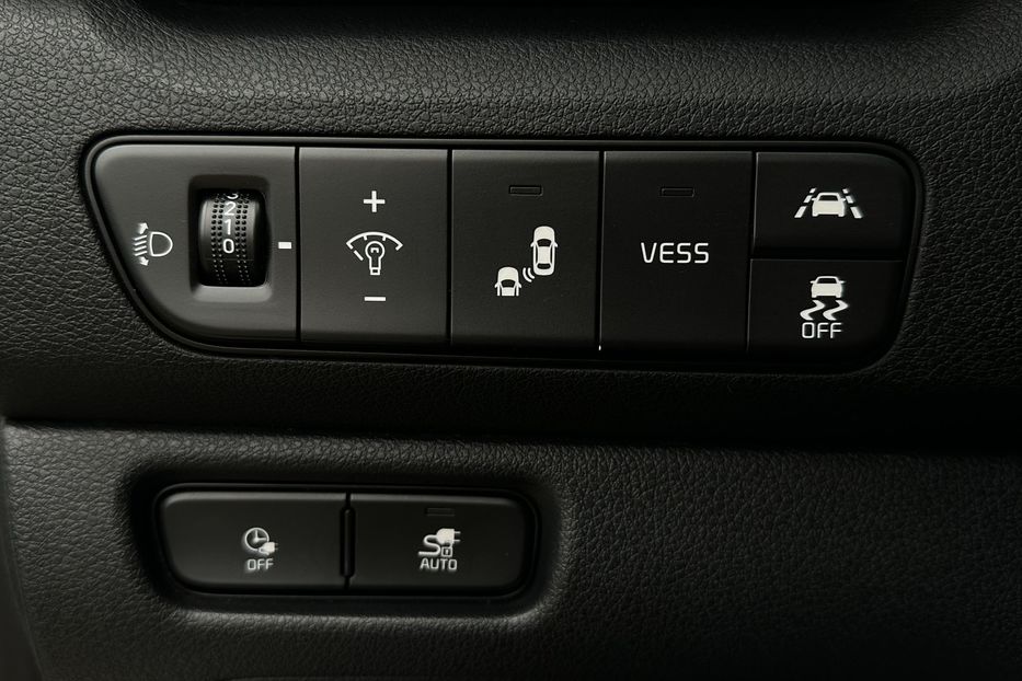 Продам Kia Niro 64кВт Макс.комплектація!  2021 года в Львове