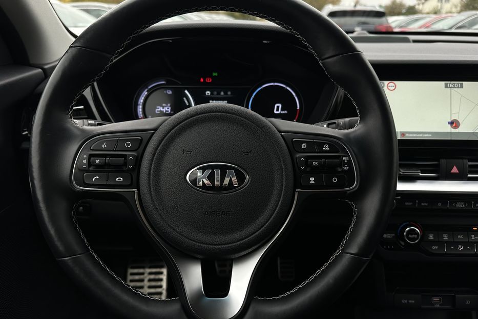 Продам Kia Niro 64кВт Макс.комплектація!  2021 года в Львове