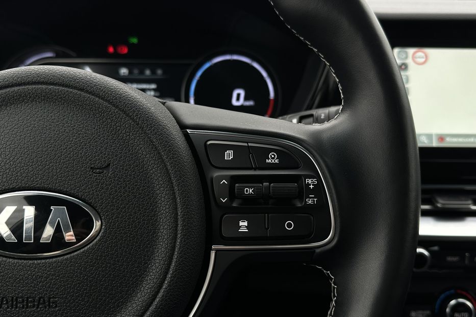 Продам Kia Niro 64кВт Макс.комплектація!  2021 года в Львове