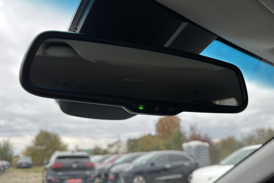 Продам Kia Niro 64кВт Макс.комплектація!  2021 года в Львове