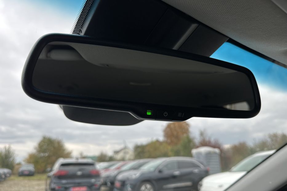 Продам Kia Niro 64кВт Макс.комплектація!  2021 года в Львове