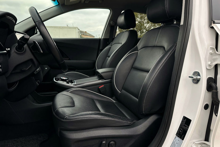 Продам Kia Niro 64кВт Макс.комплектація!  2021 года в Львове