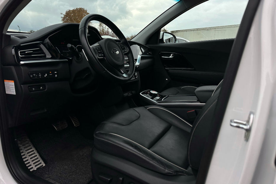 Продам Kia Niro 64кВт Макс.комплектація!  2021 года в Львове