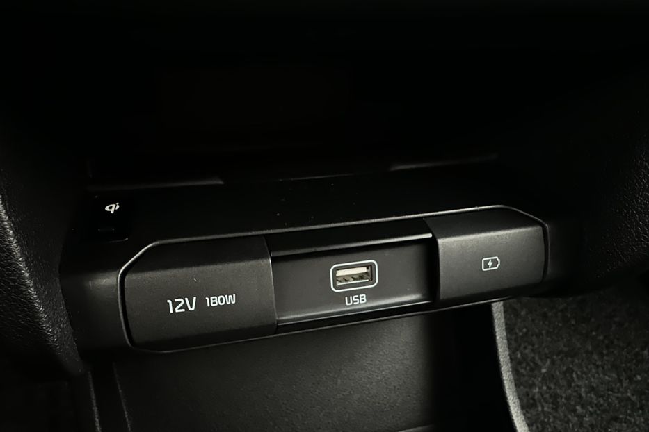 Продам Kia Niro 64кВт Макс.комплектація!  2021 года в Львове