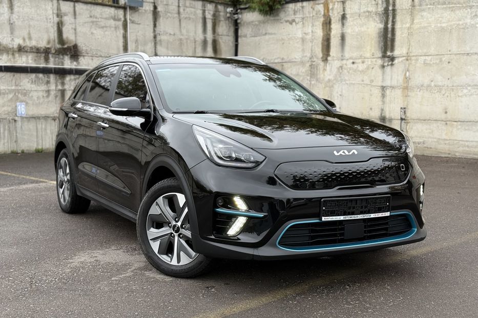 Продам Kia Niro 64Kwt авто в Рівному 2022 года в Ровно