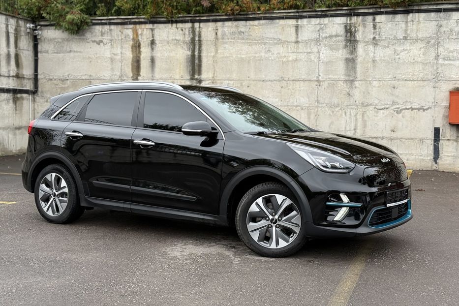 Продам Kia Niro 64Kwt авто в Рівному 2022 года в Ровно