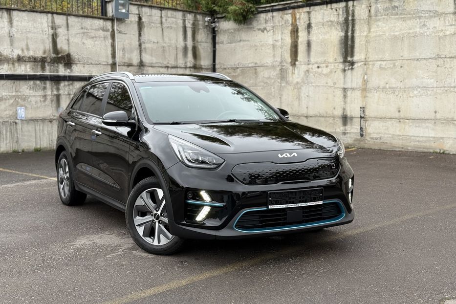 Продам Kia Niro 64Kwt авто в Рівному 2022 года в Ровно