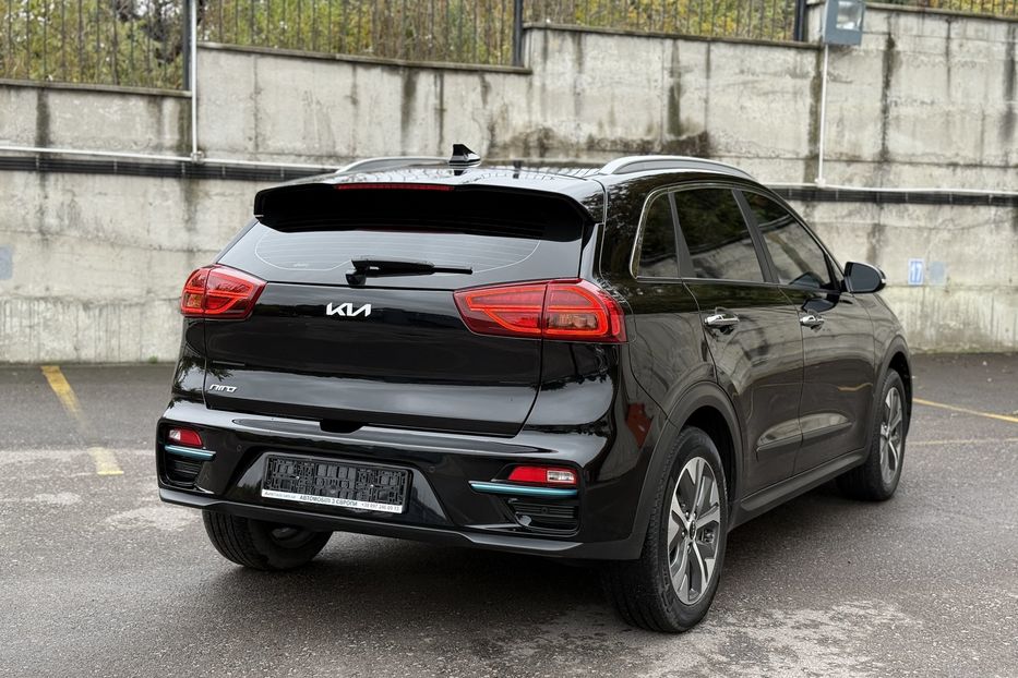 Продам Kia Niro 64Kwt авто в Рівному 2022 года в Ровно