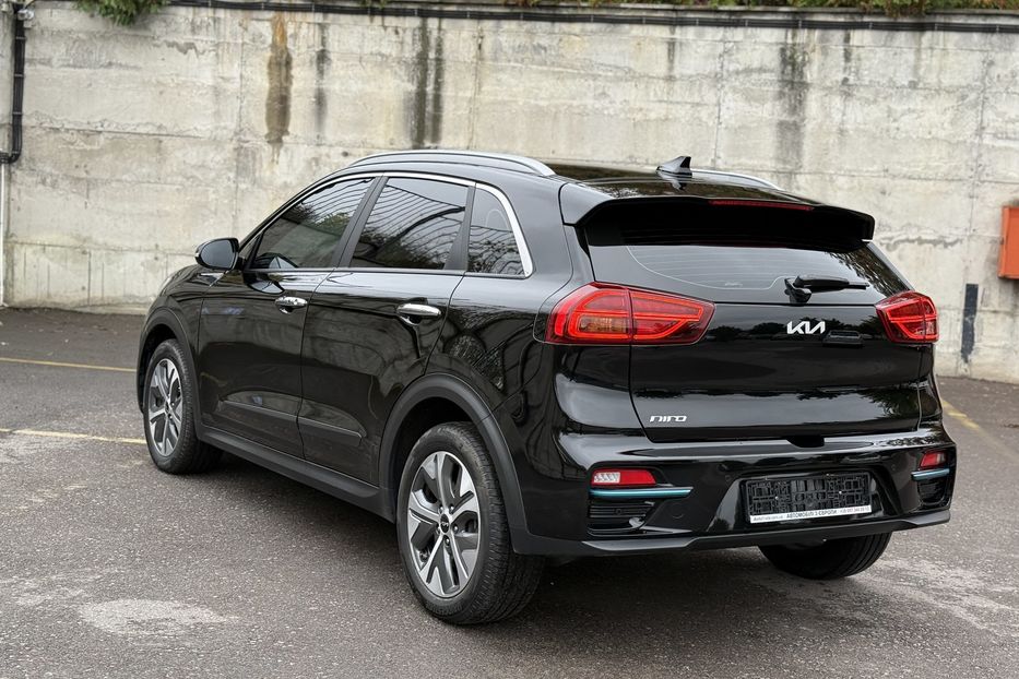 Продам Kia Niro 64Kwt авто в Рівному 2022 года в Ровно