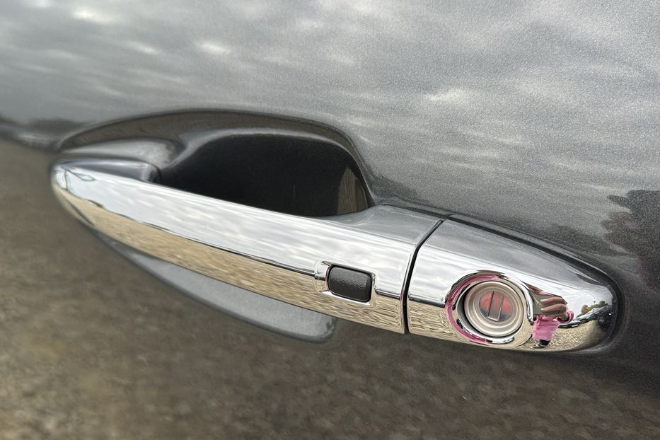 Продам Kia Niro 64кВт Макс.комплектація! 2021 года в Львове