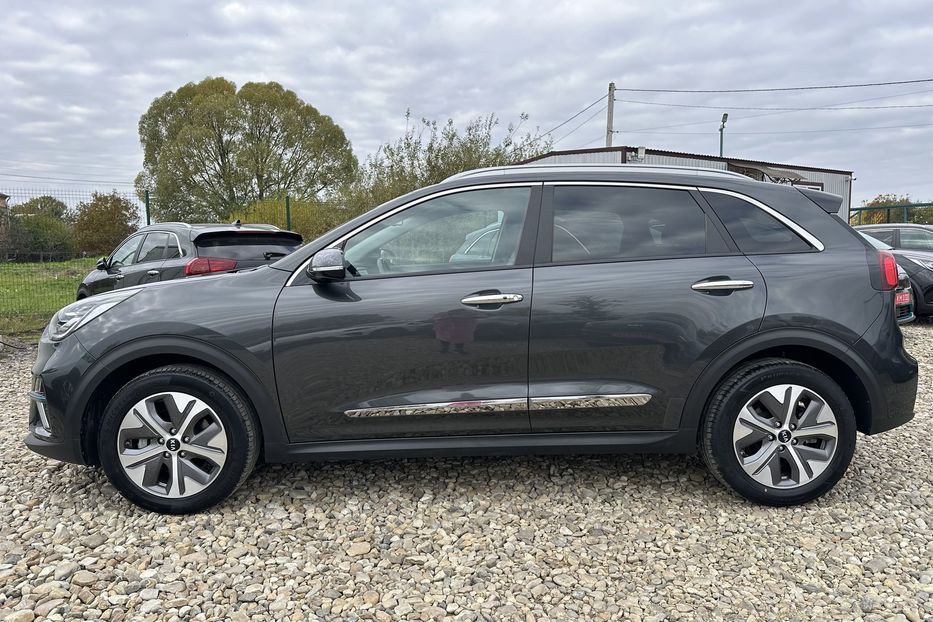Продам Kia Niro 64кВт Макс.комплектація! 2021 года в Львове