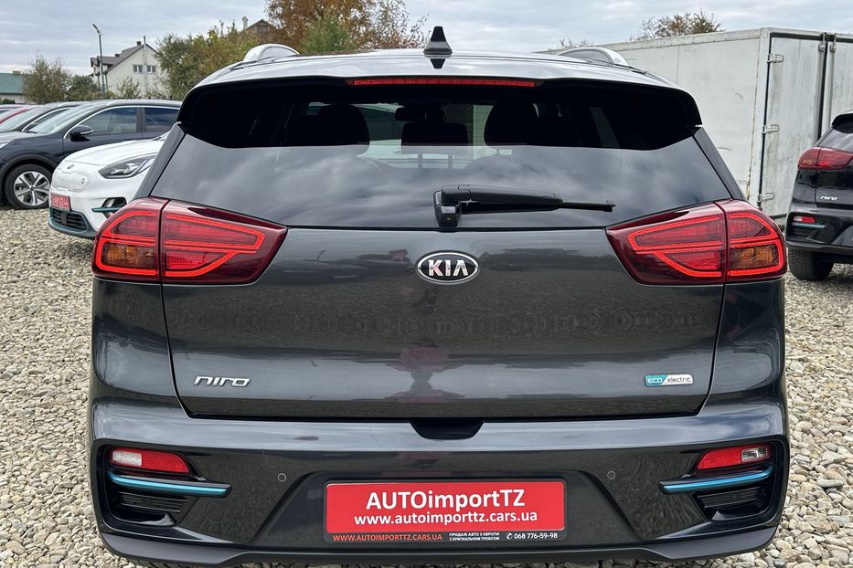 Продам Kia Niro 64кВт Макс.комплектація! 2021 года в Львове