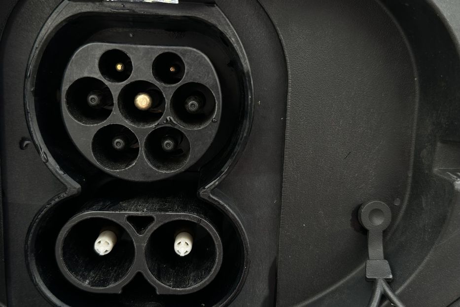 Продам Kia Niro 64кВт Макс.комплектація! 2021 года в Львове