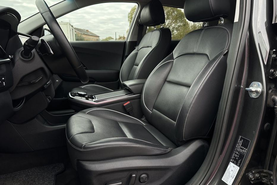 Продам Kia Niro 64кВт Макс.комплектація! 2021 года в Львове