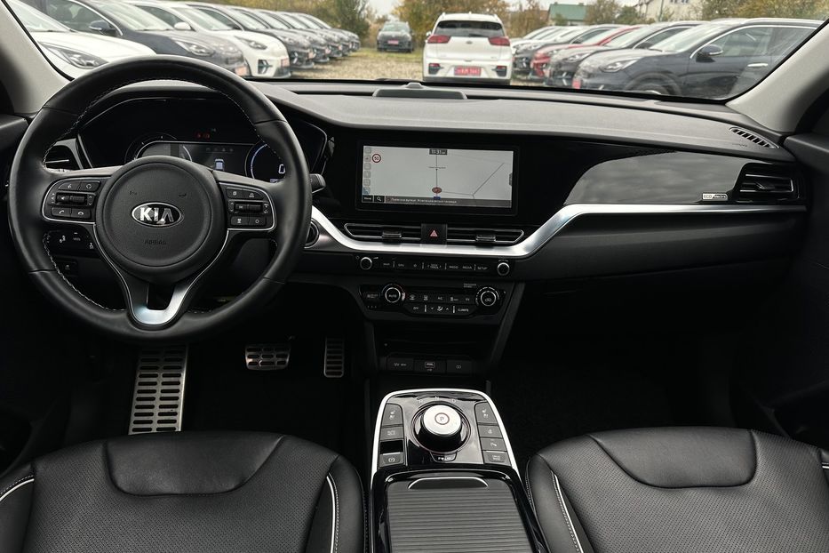 Продам Kia Niro 64кВт Макс.комплектація! 2021 года в Львове