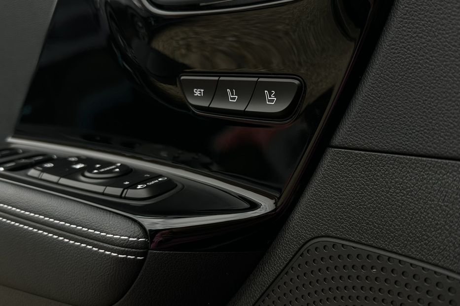 Продам Kia Niro 64кВт Макс.комплектація! 2021 года в Львове