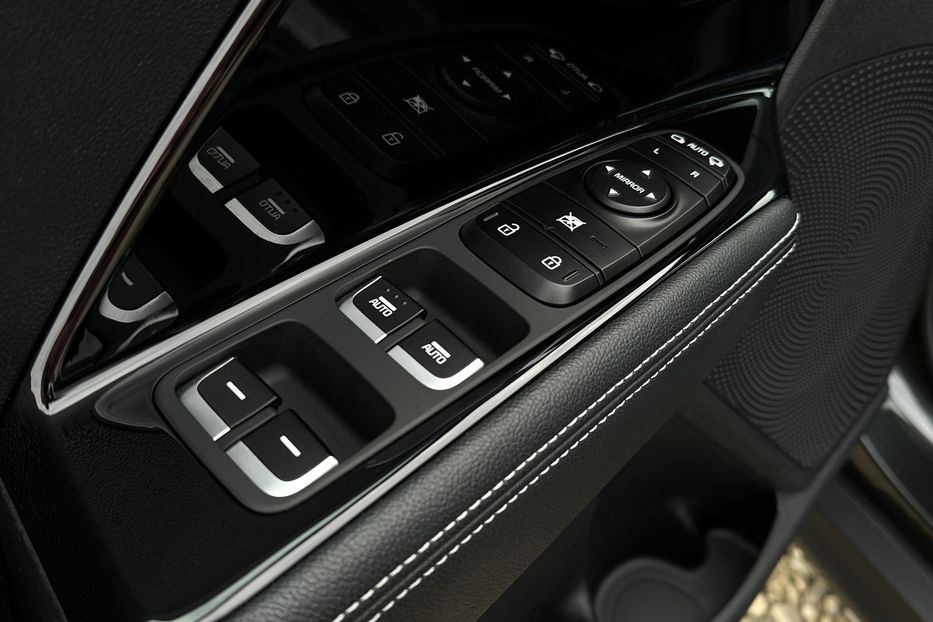 Продам Kia Niro 64кВт Макс.комплектація! 2021 года в Львове