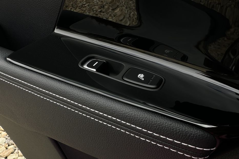 Продам Kia Niro 64кВт Макс.комплектація! 2021 года в Львове