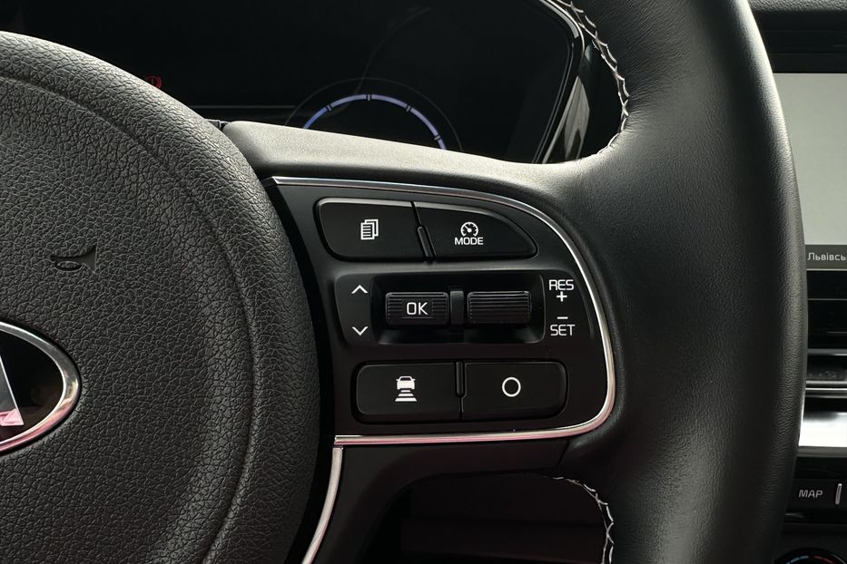 Продам Kia Niro 64кВт Макс.комплектація! 2021 года в Львове