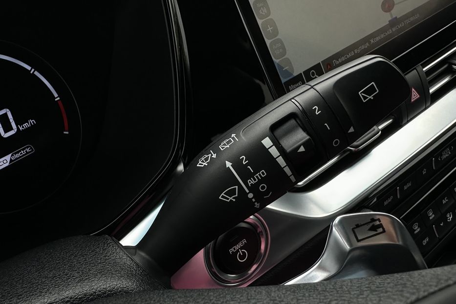 Продам Kia Niro 64кВт Макс.комплектація! 2021 года в Львове