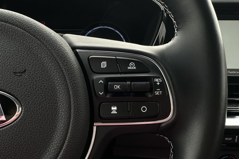 Продам Kia Niro 64кВт Макс.комплектація! 2021 года в Львове