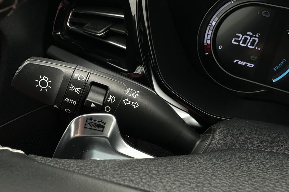 Продам Kia Niro 64кВт Макс.комплектація! 2021 года в Львове