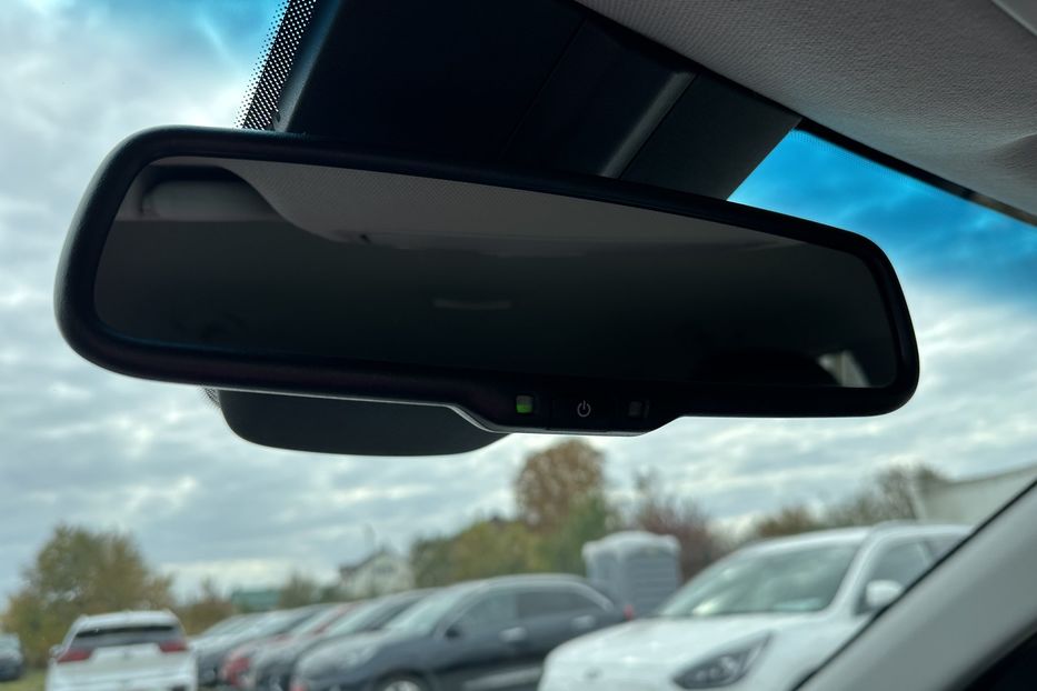 Продам Kia Niro 64кВт Макс.комплектація! 2021 года в Львове