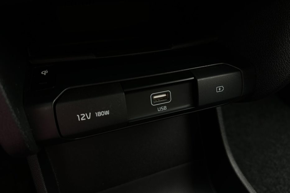 Продам Kia Niro 64кВт Макс.комплектація! 2021 года в Львове