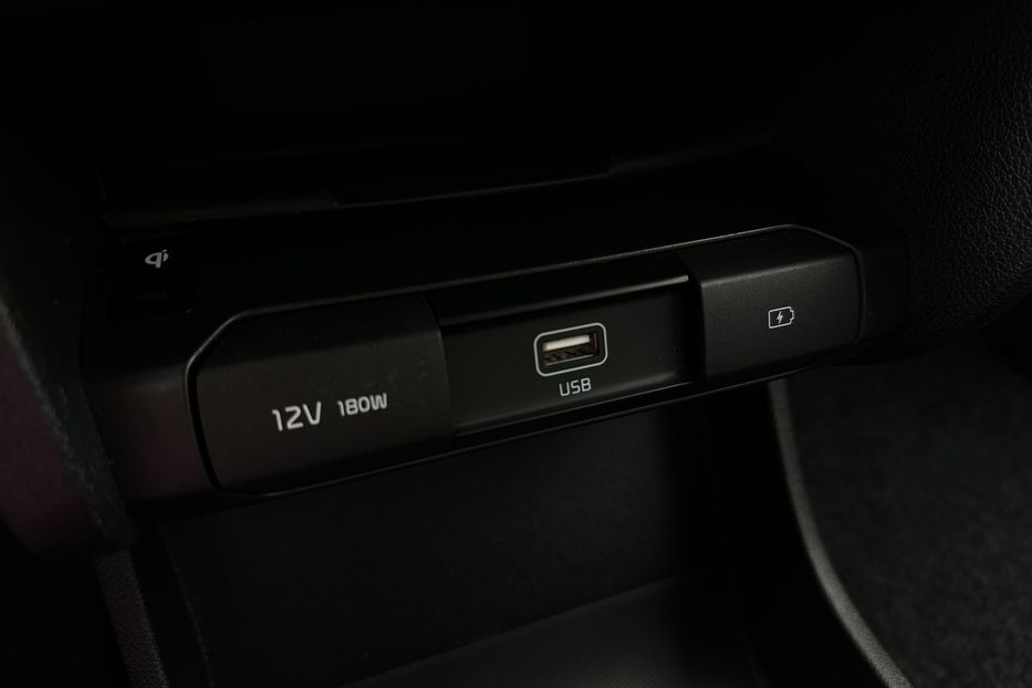 Продам Kia Niro 64кВт Макс.комплектація! 2021 года в Львове