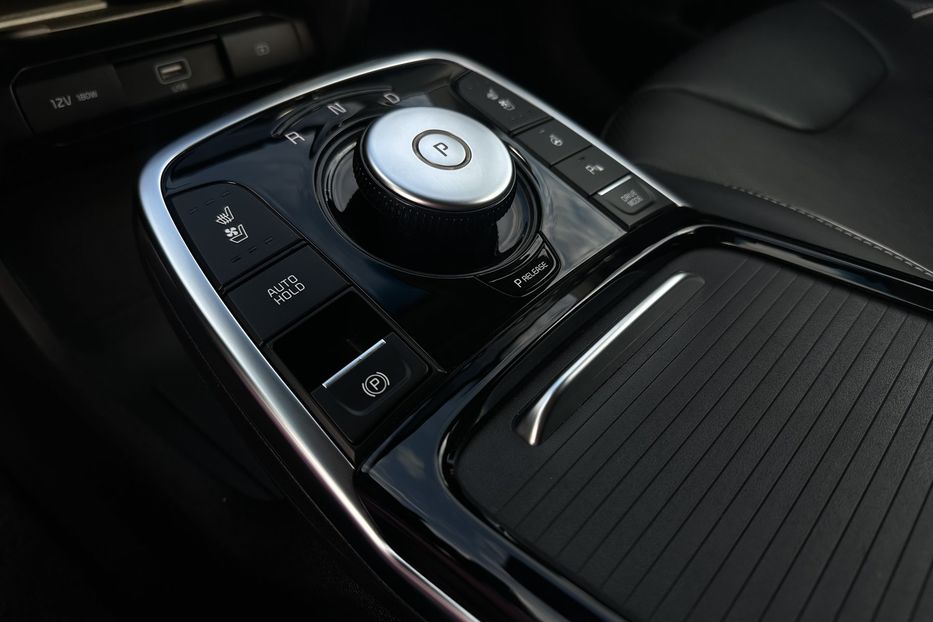 Продам Kia Niro 64кВт Макс.комплектація! 2021 года в Львове