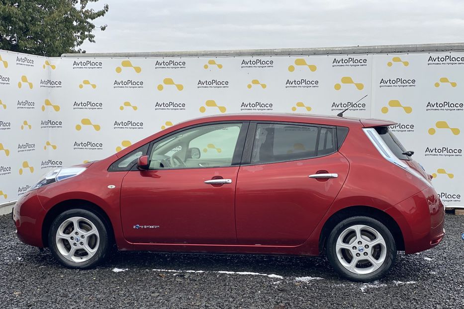 Продам Nissan Leaf 2012 года в Луцке