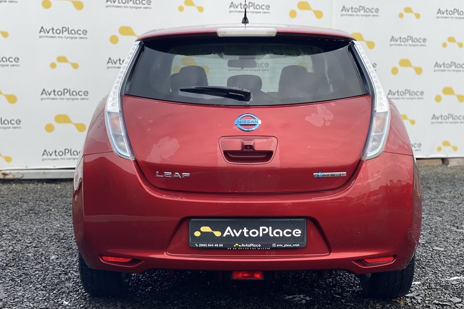 Продам Nissan Leaf 2012 года в Луцке