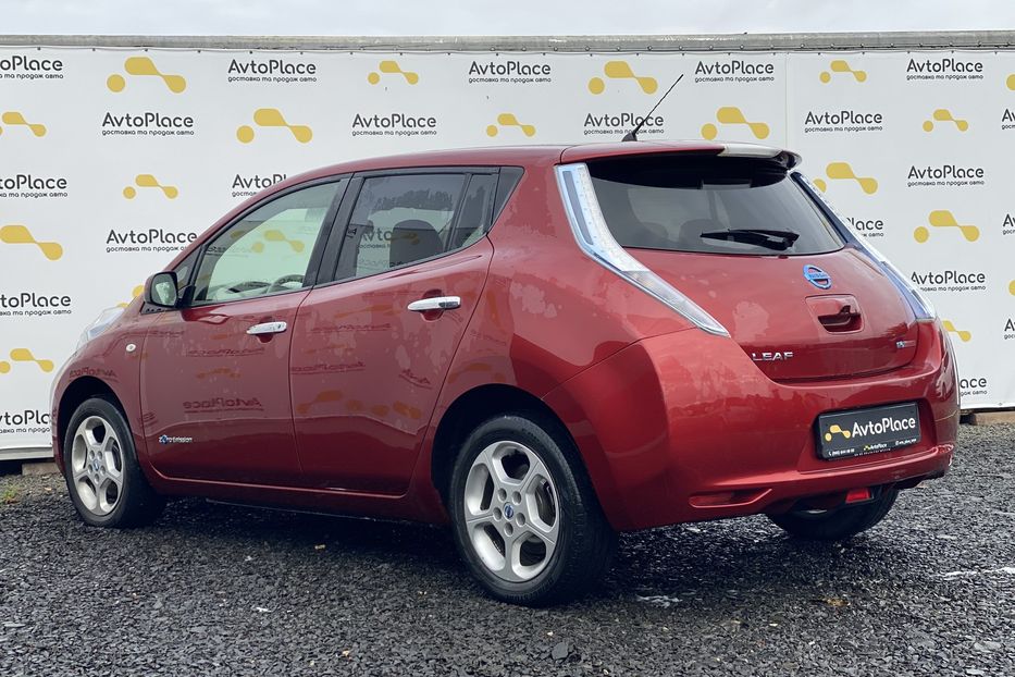 Продам Nissan Leaf 2012 года в Луцке