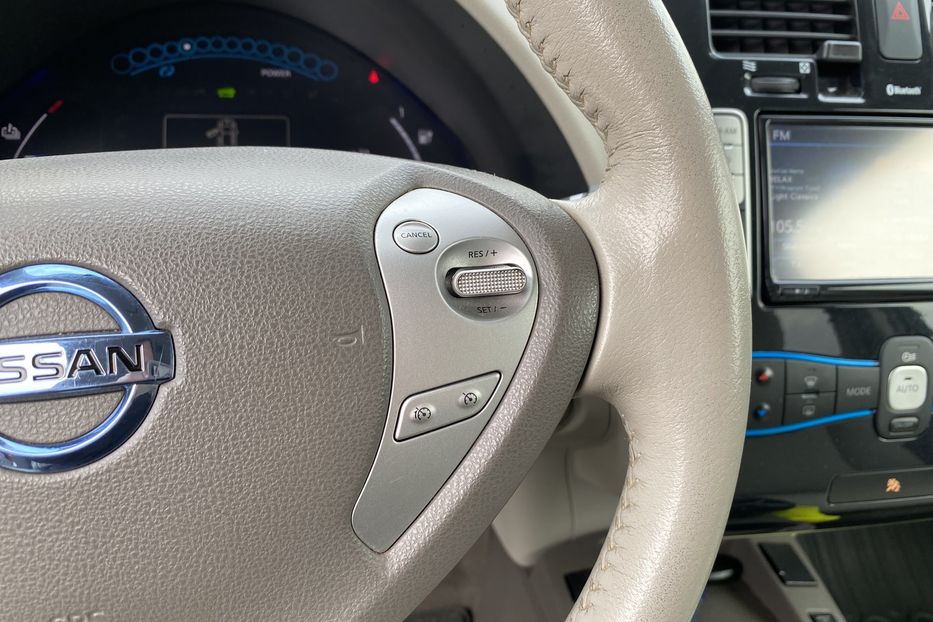 Продам Nissan Leaf 2012 года в Луцке