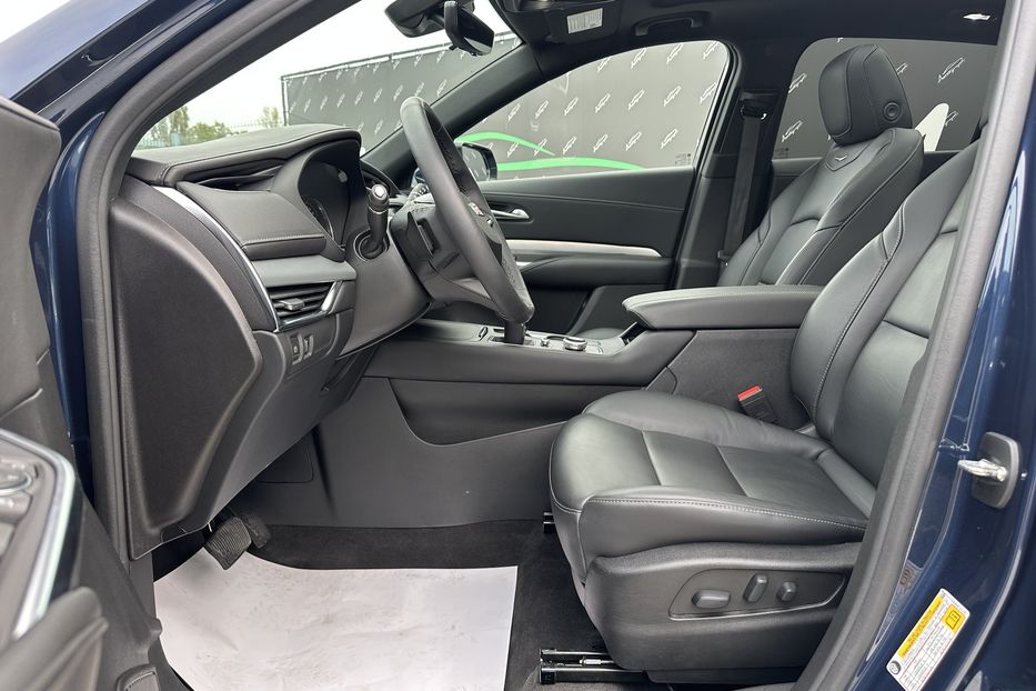 Продам Cadillac XTS XT4  350T AWD 2022 года в Киеве