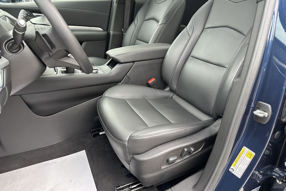 Продам Cadillac XTS XT4  350T AWD 2022 года в Киеве