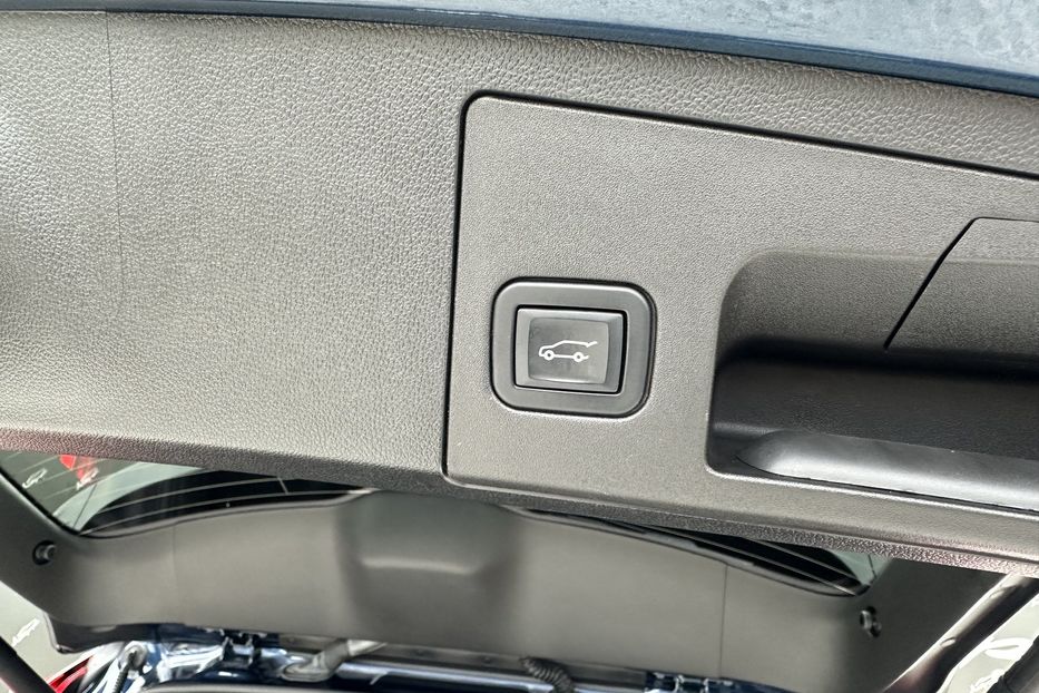 Продам Cadillac XTS XT4  350T AWD 2022 года в Киеве
