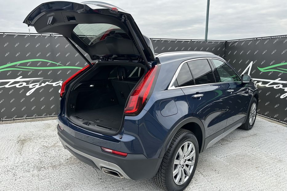 Продам Cadillac XTS XT4  350T AWD 2022 года в Киеве