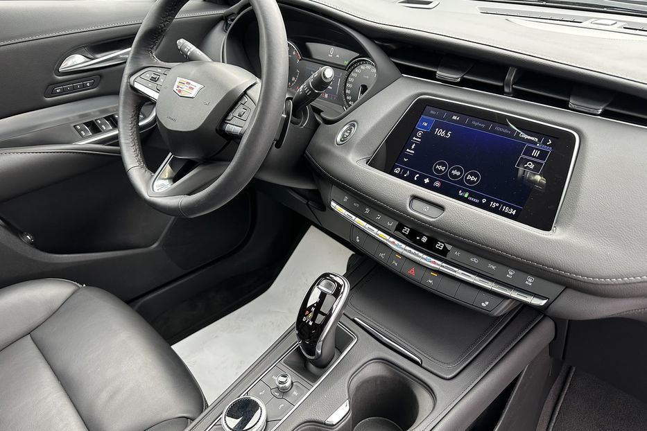 Продам Cadillac XTS XT4  350T AWD 2022 года в Киеве