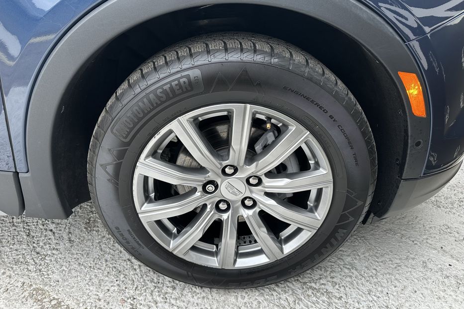 Продам Cadillac XTS XT4  350T AWD 2022 года в Киеве