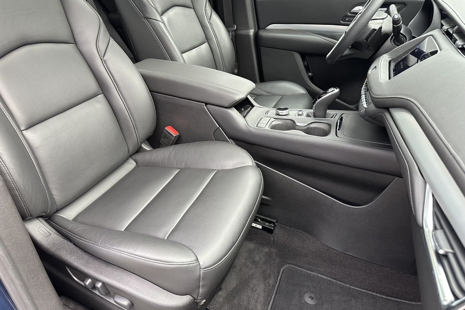 Продам Cadillac XTS XT4  350T AWD 2022 года в Киеве