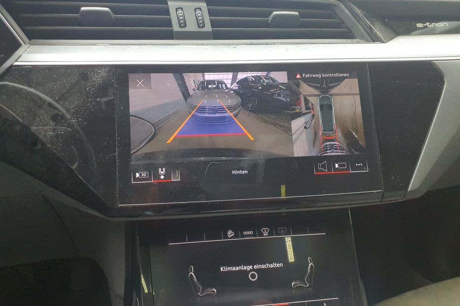 Продам Audi E-Tron S line55 300 v7890 2020 года в Луцке