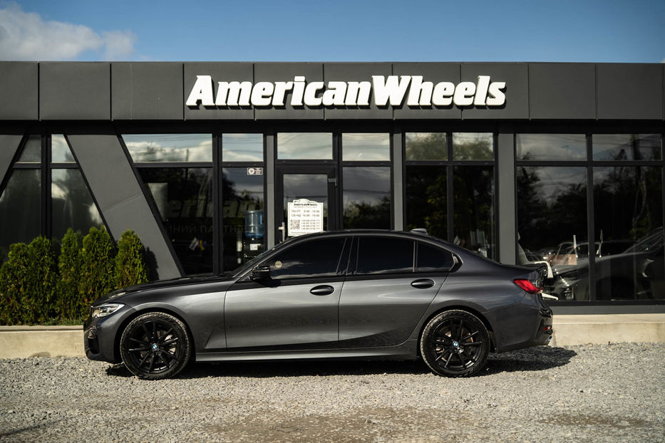 Продам BMW 330 I 2019 года в Черновцах