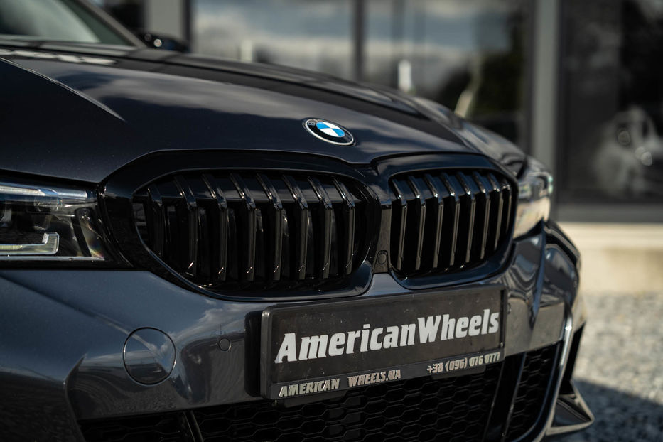 Продам BMW 330 I 2019 года в Черновцах