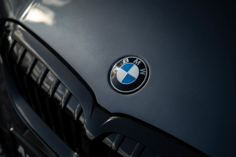 Продам BMW 330 I 2019 года в Черновцах