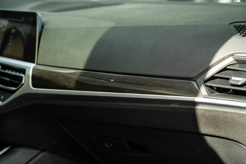 Продам BMW 330 I 2019 года в Черновцах