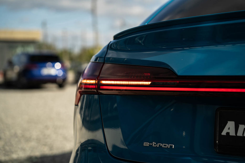 Продам Audi E-Tron SPORTBACK 2020 года в Черновцах