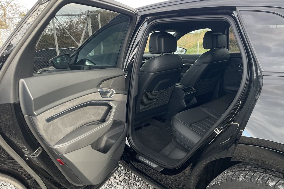 Продам Audi E-Tron 95квт авто у Львові 2021 года в Львове