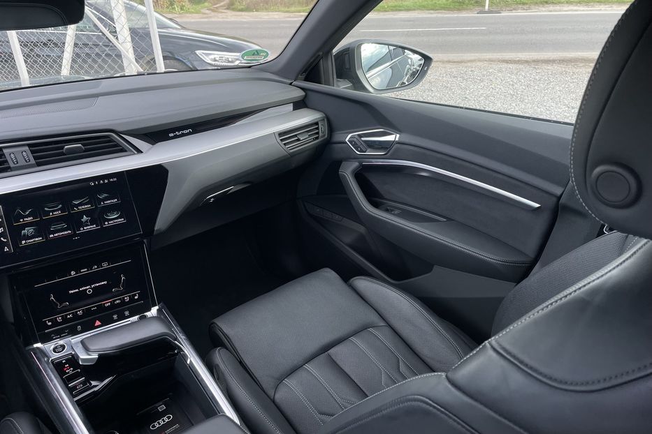 Продам Audi E-Tron 95квт авто у Львові 2021 года в Львове
